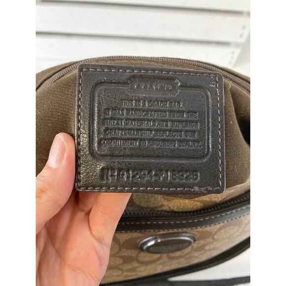 COACH F18926 MEDIUM TAN, BROWN SIGNATURE CROSSBODY BAG - Picture 16 of 16